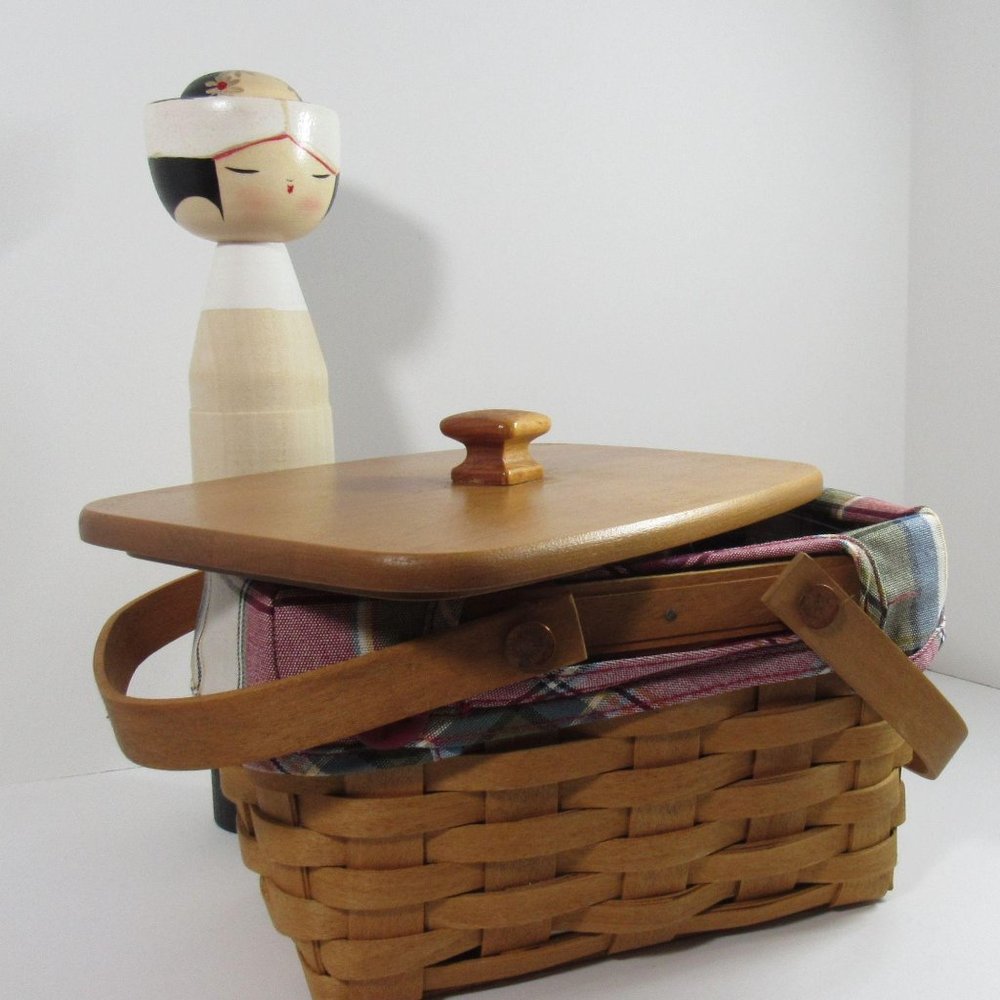 red Longaberger basket / Vintage Longaberger Baske